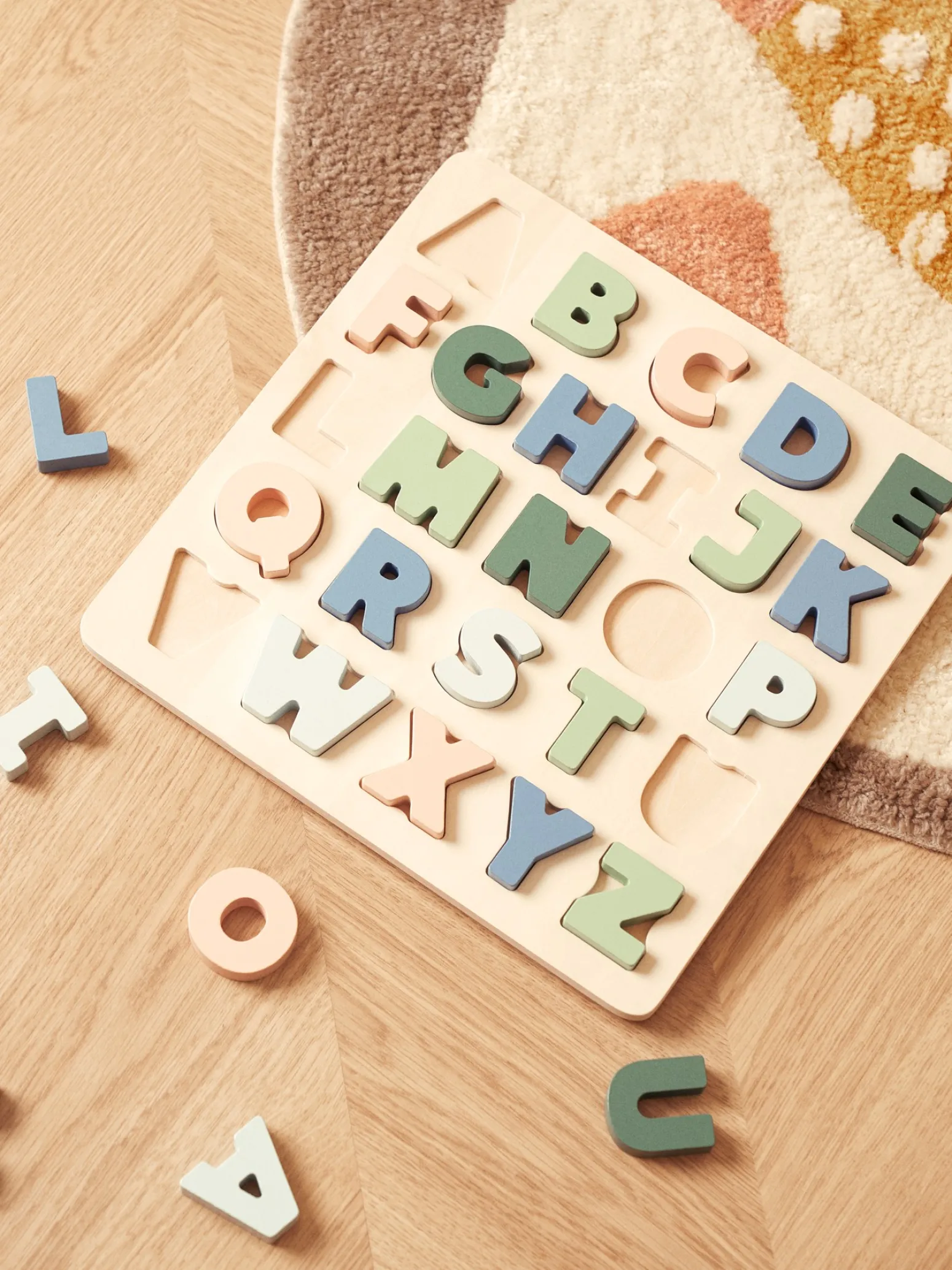 Kinder Søstrene Grene Schweiz Holzspielzeug<Buchstaben-Puzzle
