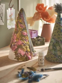 Søstrene Grene Schweiz Schreibwaren<Party-Hut